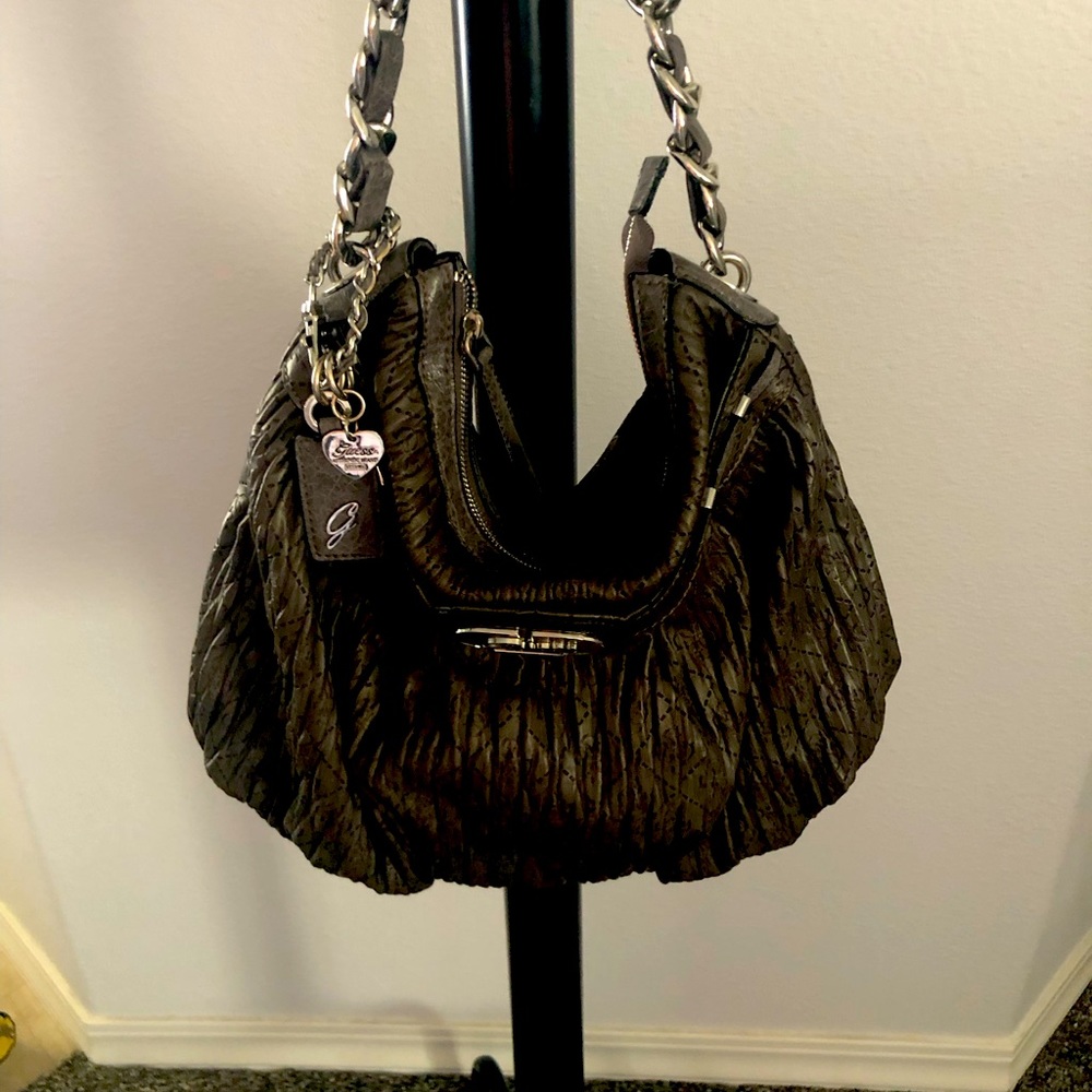 Guess bucket bag - Picture 1 of 3